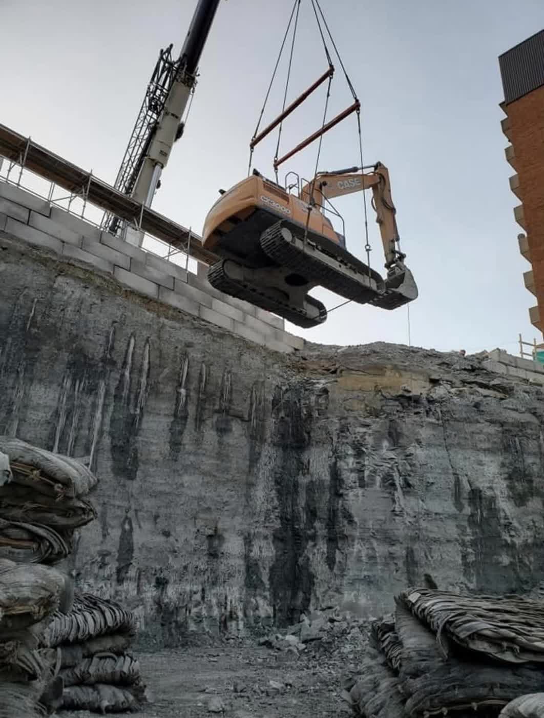 Excavation commerciale d'envergure
